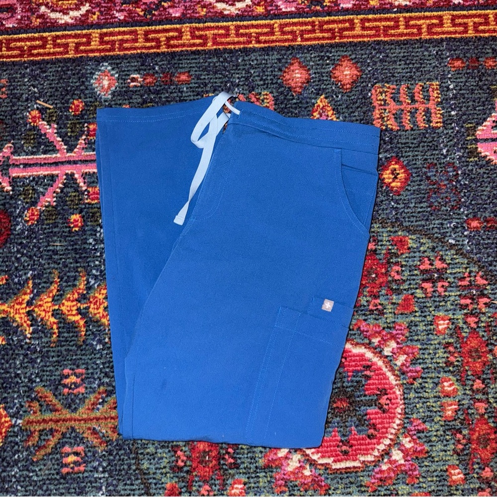 Figs Livingston skinny scrub pant in MP
